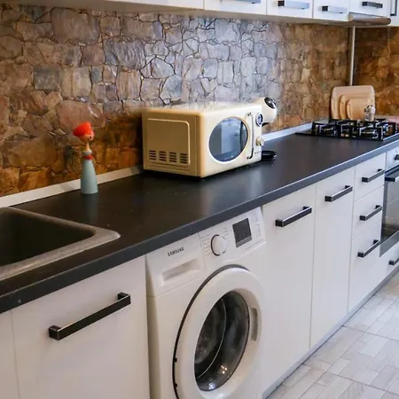 Catleya Apartament *